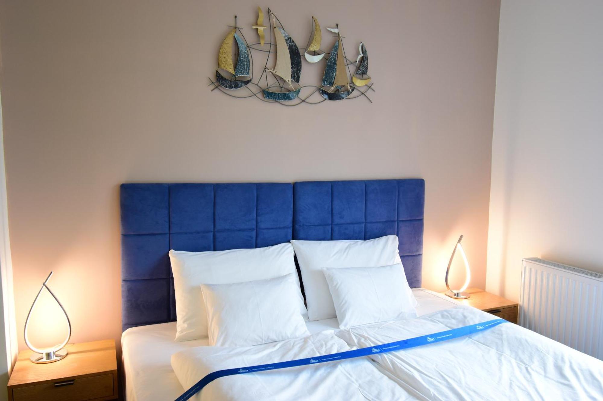 Sunset Resort - Lakeside Apartment Fonyod ภายนอก รูปภาพ